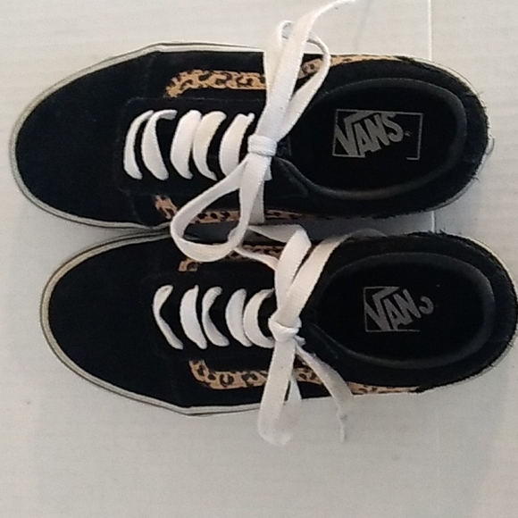Vans girl's black suede sneakers size 1.5 - Picture 4 of 10